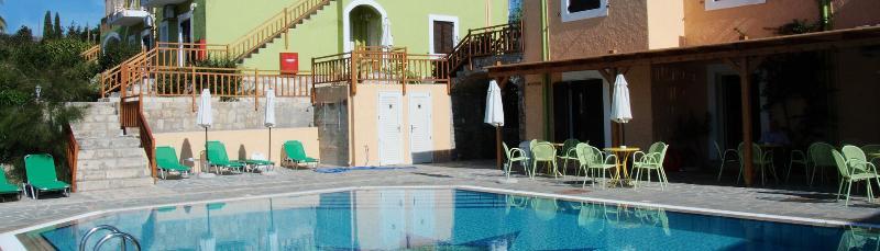 Perla Hotel Agia Pelagia 외부 사진
